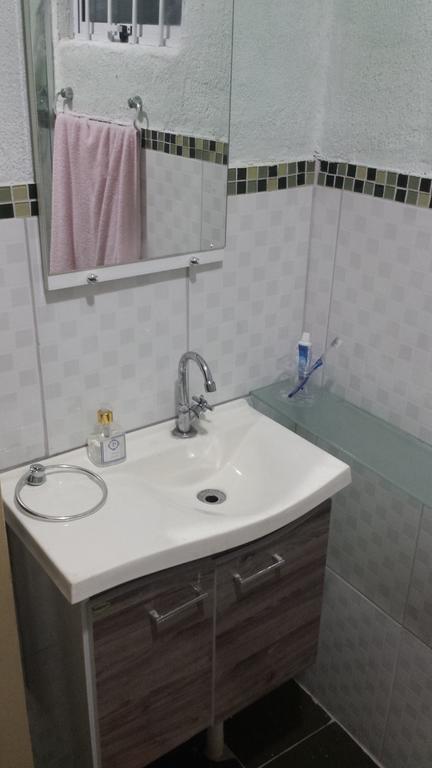 Casa Ubatuba Com Ar Condicionado Βίλα Δωμάτιο φωτογραφία
